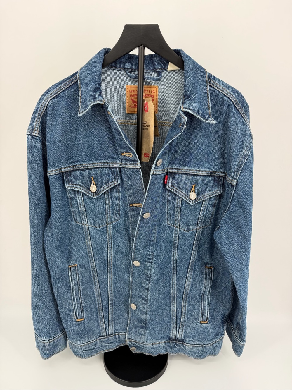 Levi’s Baggy Trucker Jacket Women’s Size S NWT Oversized Denim Blue